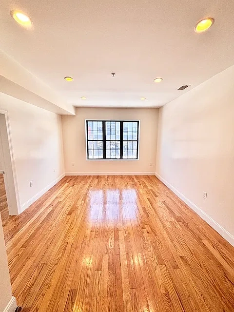 103-105 North Walnut – Floor plan