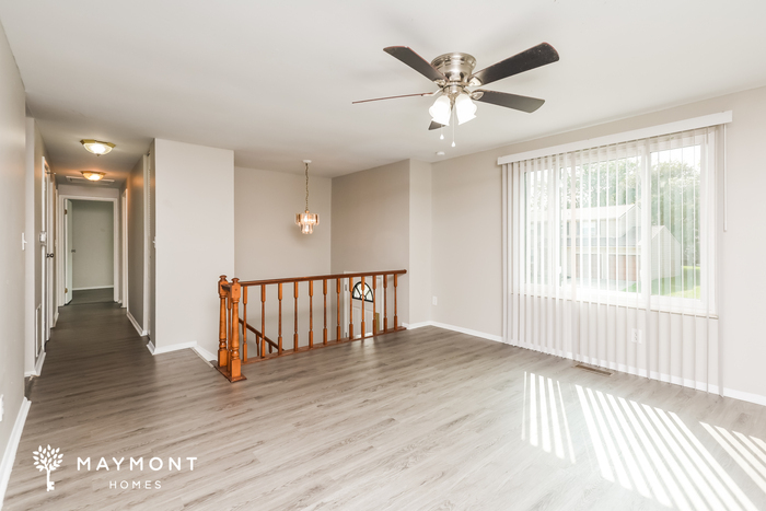 9612 Springwater Ln – photo 4