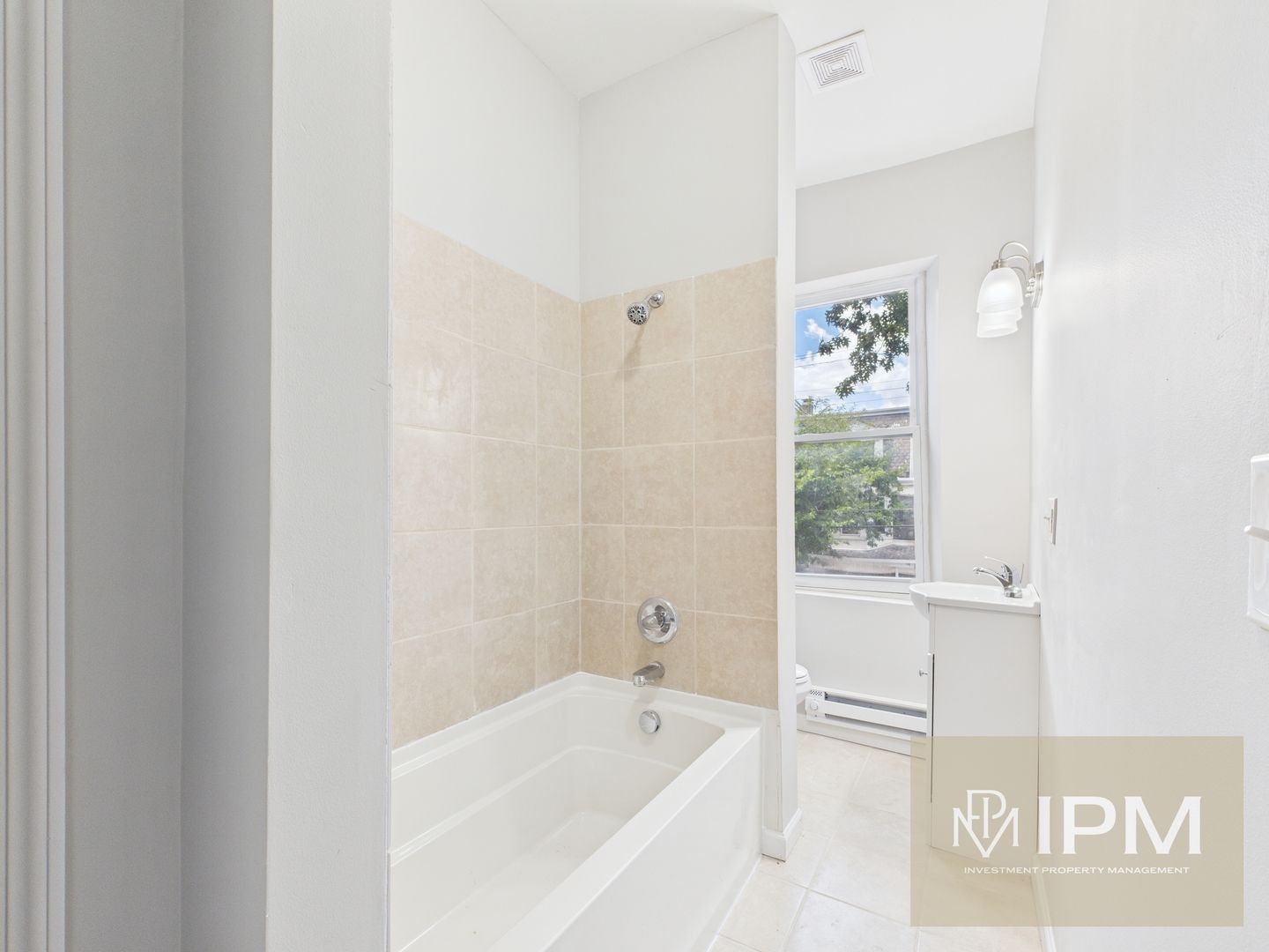 341 S 6th St unit 341 S. 6th - Unit 2F – photo 5