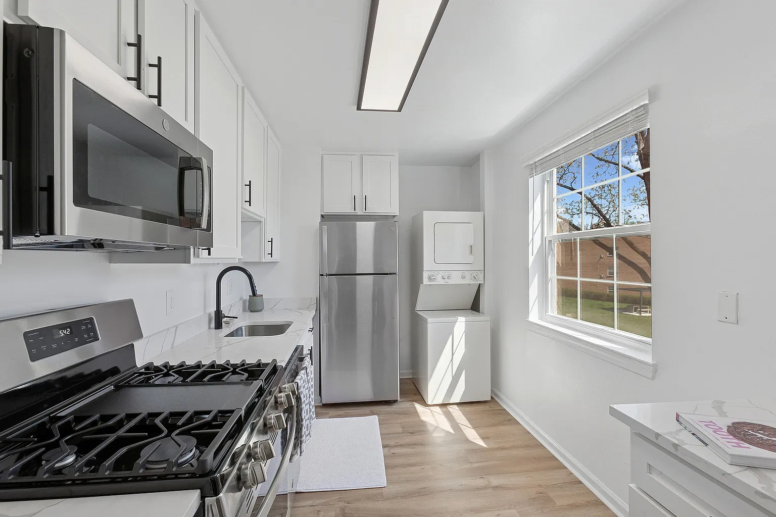 ReNew Howard Crossing – photo 1