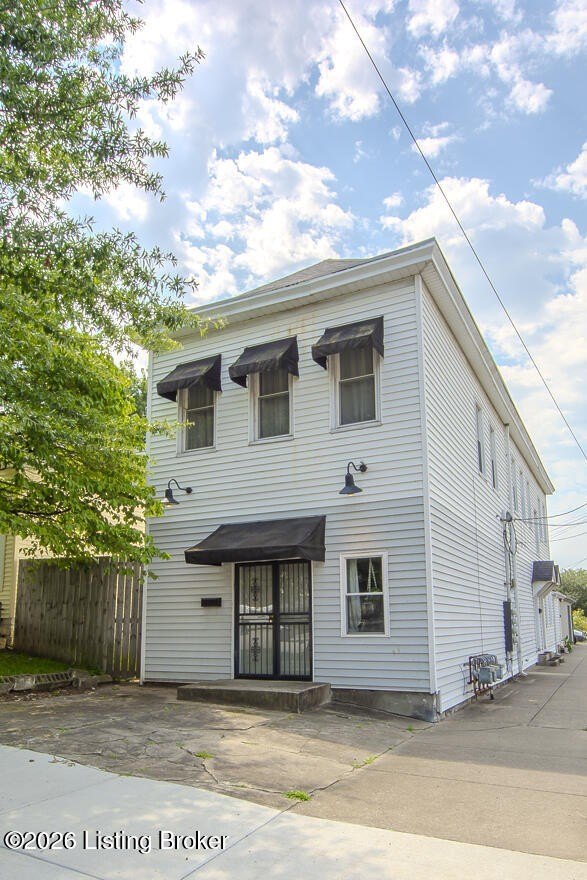 1000 E Caldwell St #3 – photo 2