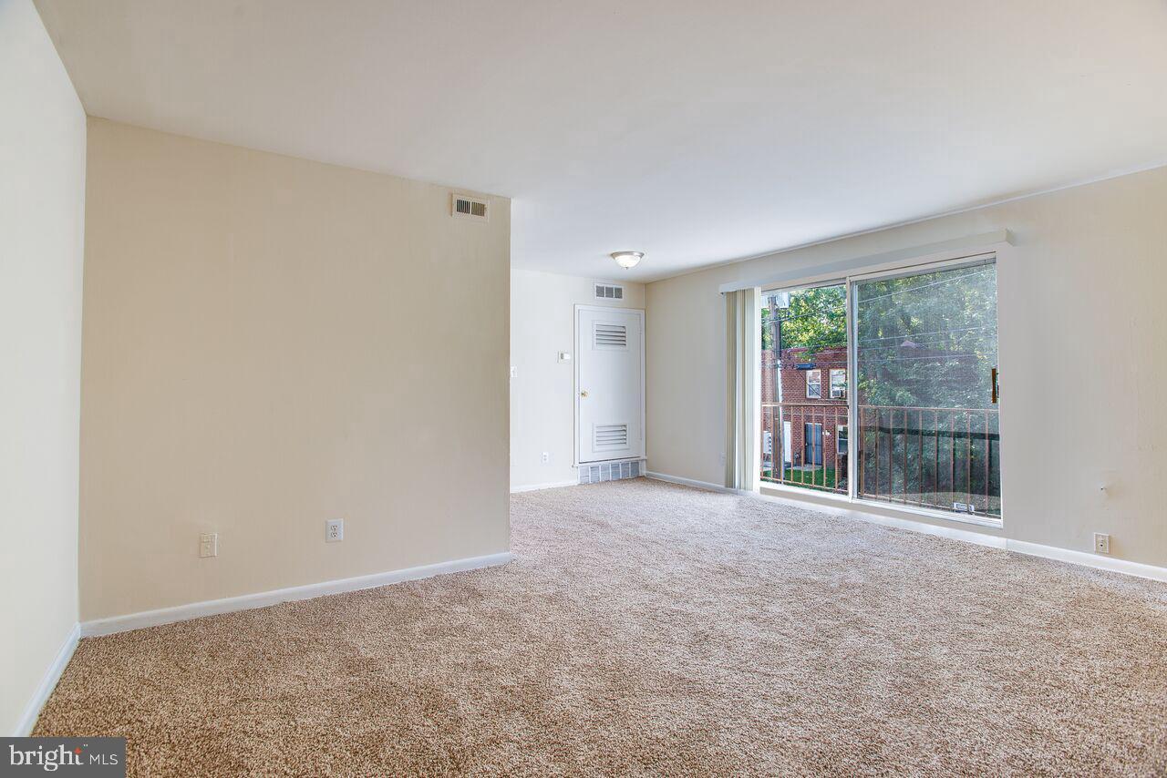 5124 Astor Pl SE unit 301 – photo 3
