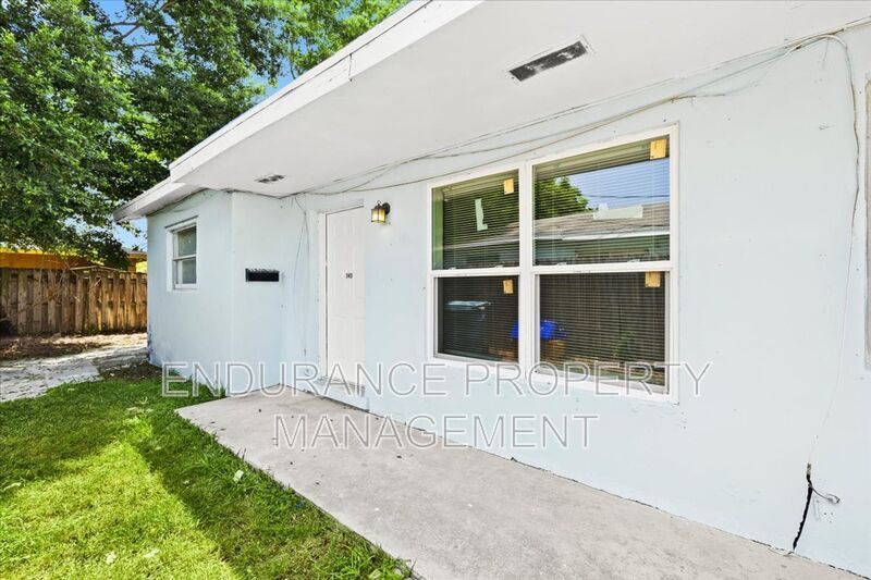 143 W 28th St – photo 1
