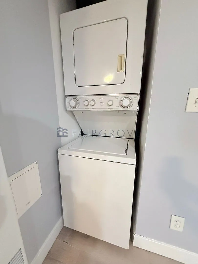 1244 E. 4th Street Apartments – photo 1