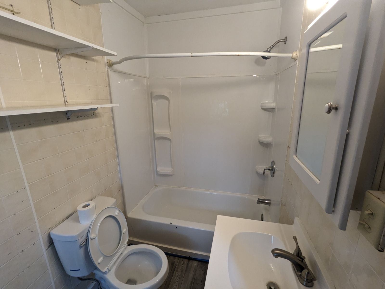 11 S High St unit B – photo 4