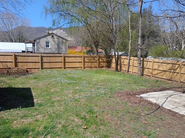 232 Meadow St – photo 5