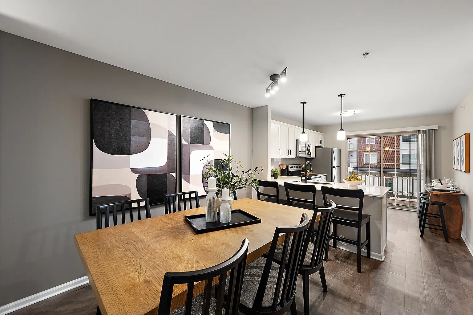 Brownstones – photo 5