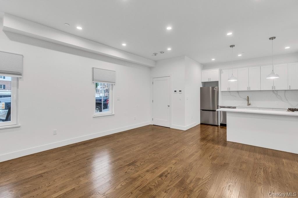 1431 Old Northern Blvd #2 – photo 5