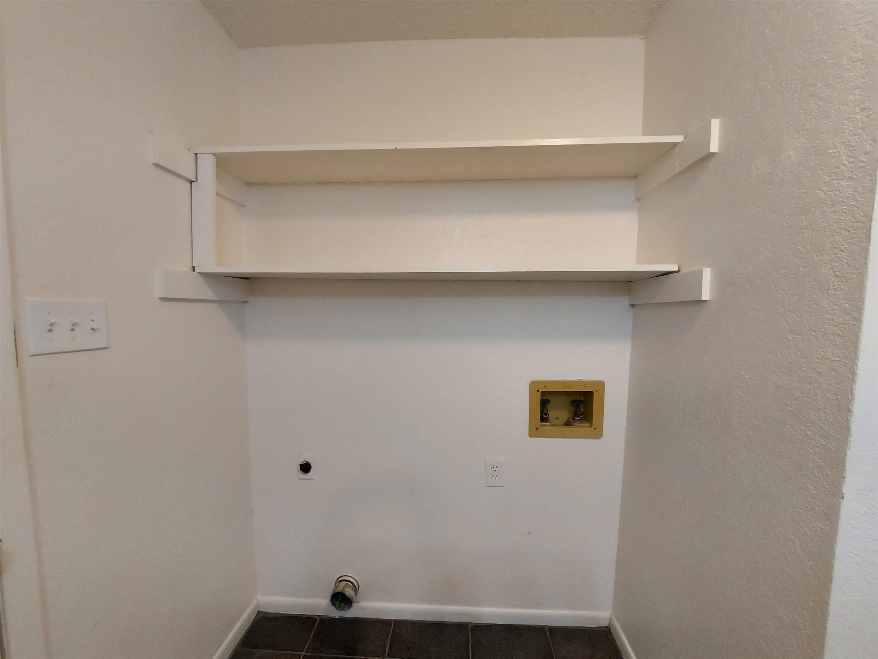 1904 Ridgeview Dr – photo 4