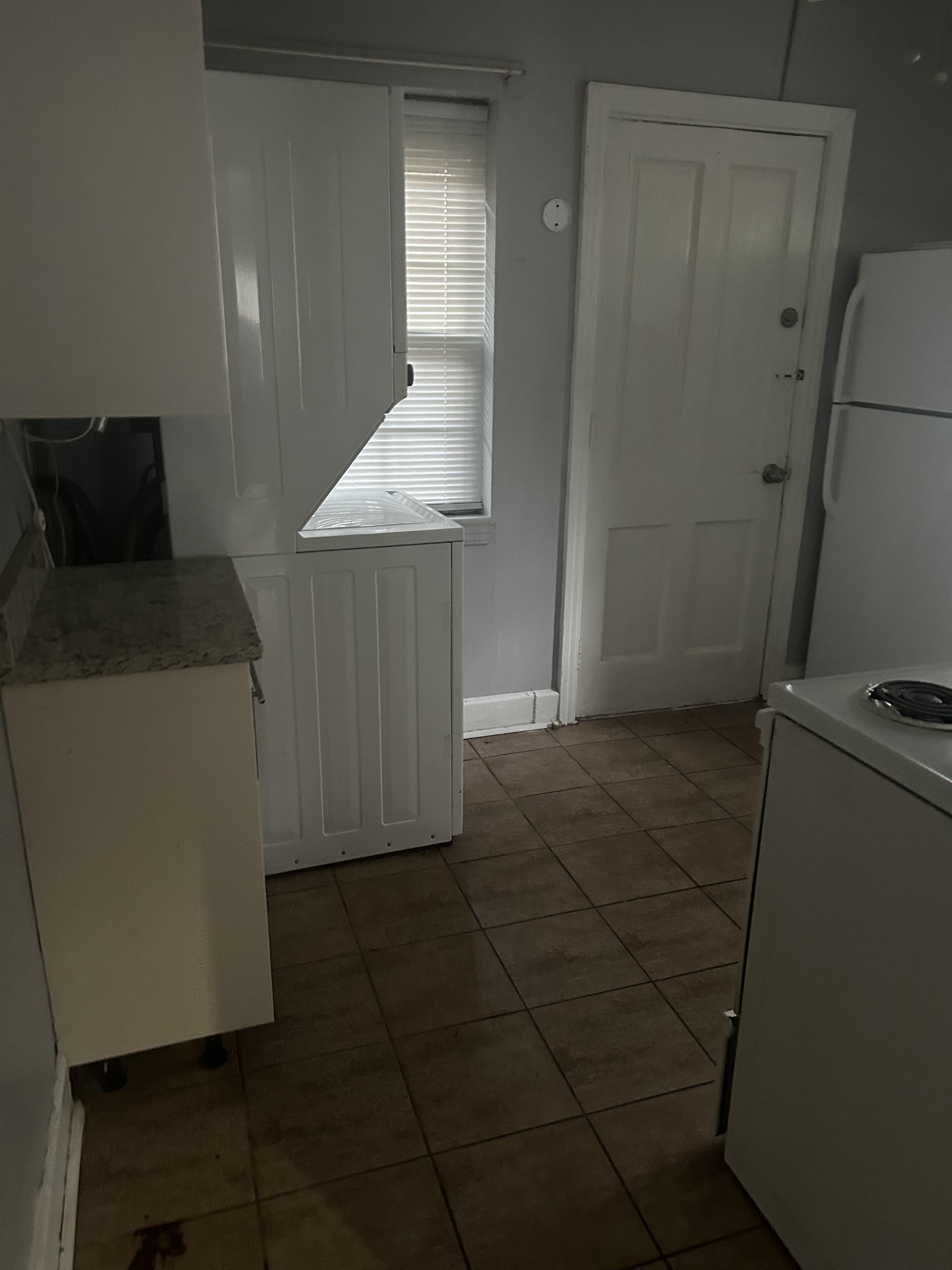 1069 Boulevard – photo 5