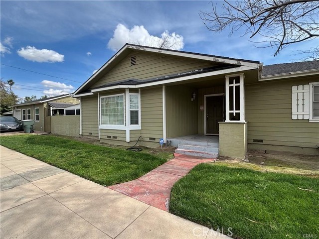 3297 N Pershing Ave unit 2 – photo 1