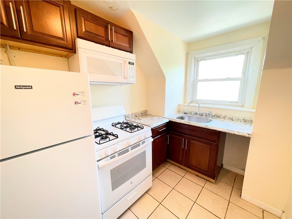 5544 Baywood St unit 3 – photo 4