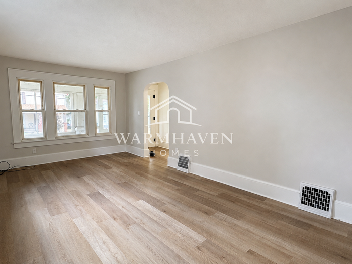 2137 12th St SW – photo 3