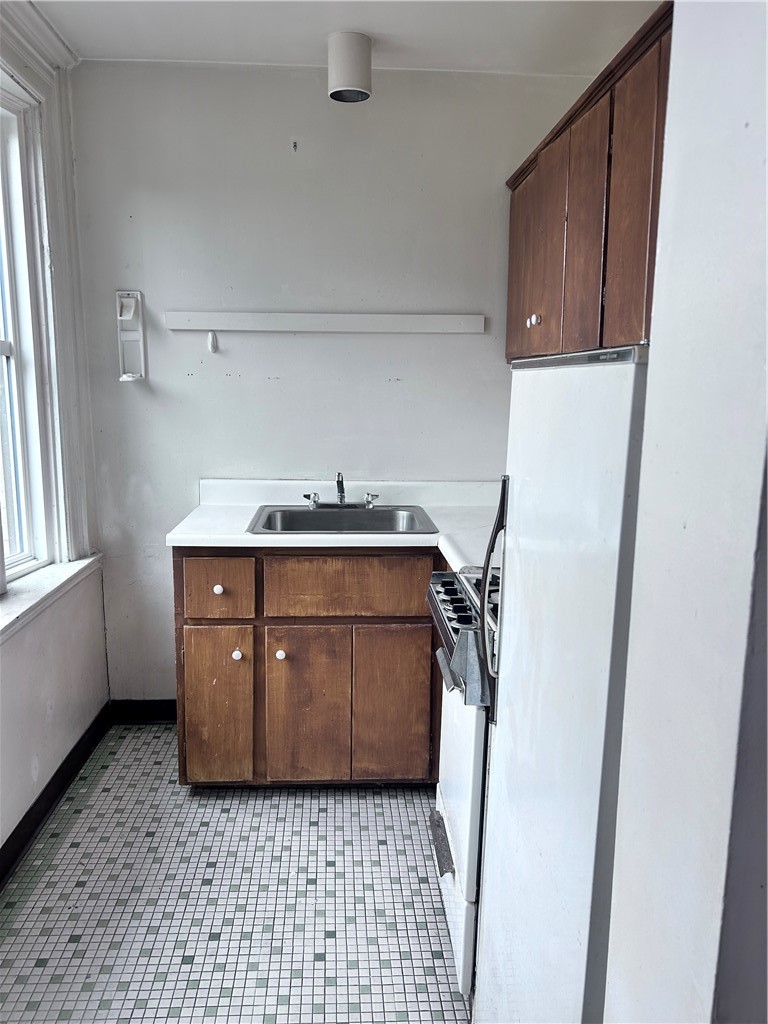 5807 Bartlett St unit 3 – photo 4