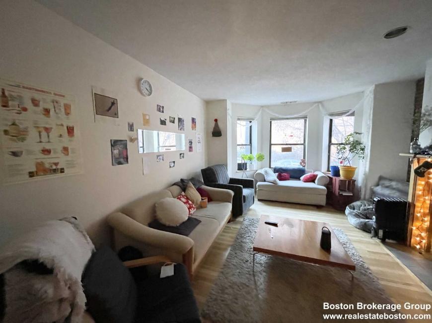 83 Gainsborough St – photo 5