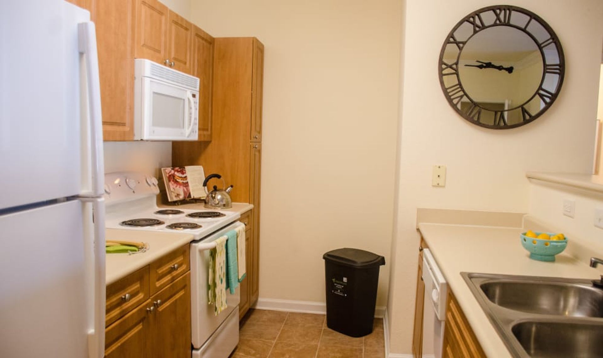 220 Marsh Lndg Dr – photo 2