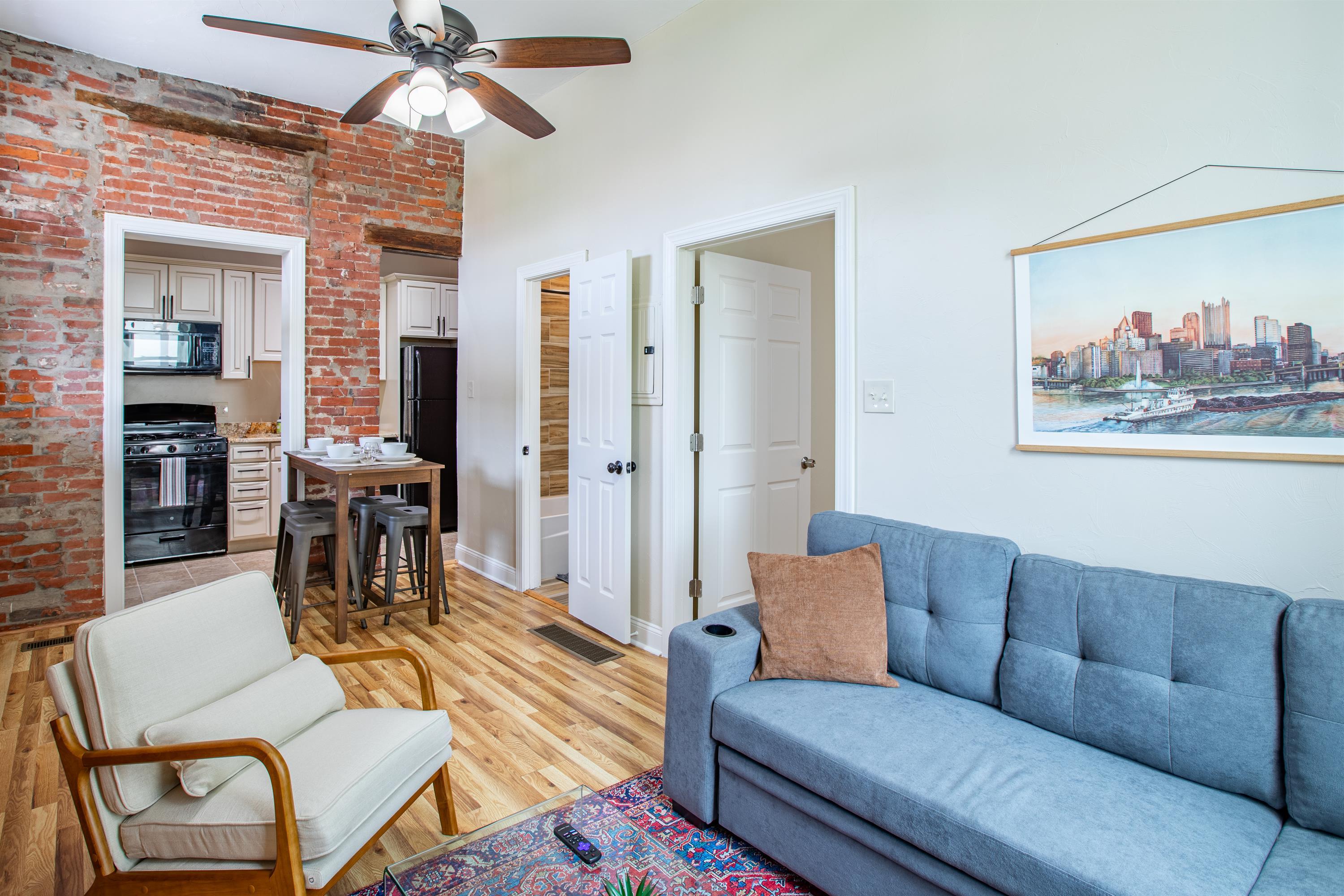 262 S Winebiddle St unit # 4 – photo 3