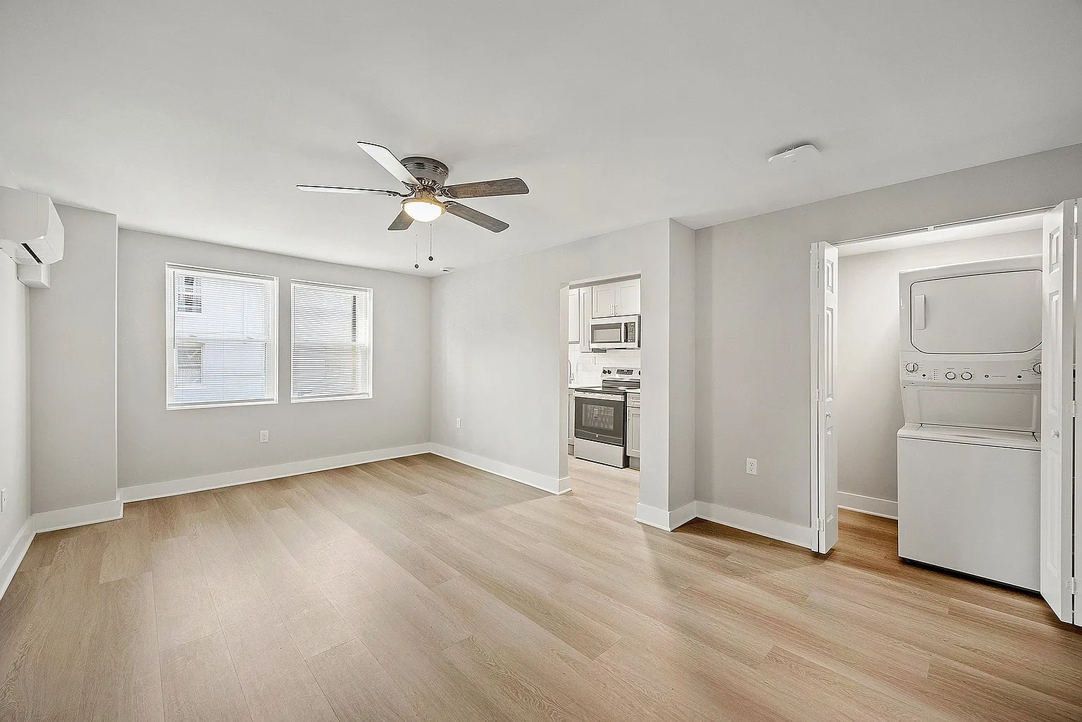 Pierce Arrow Properties – photo 3