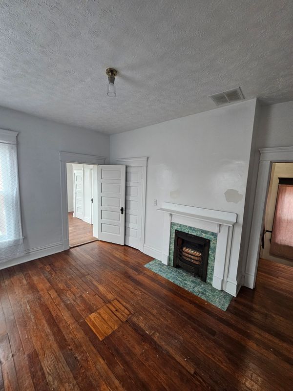 540 6th Ave unit 2 – photo 2
