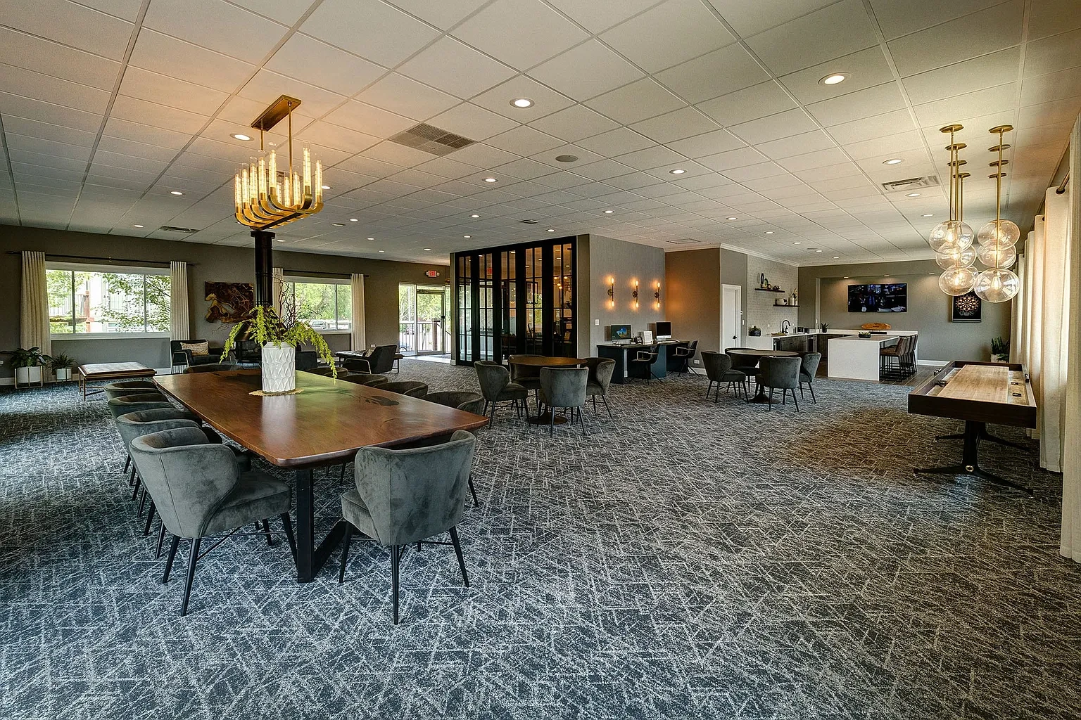 Foxboro Apartments – photo 2