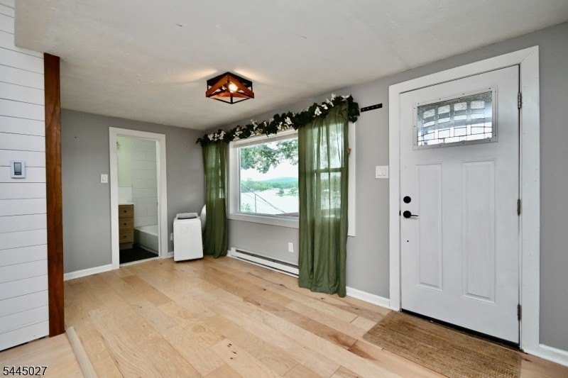 1 S Lakeside Ave #1B – photo 5