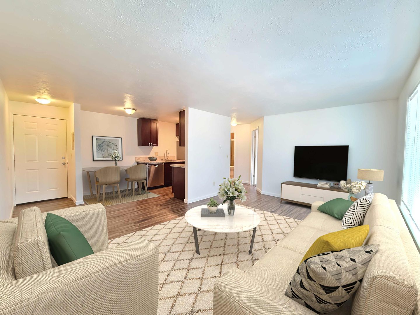827 E Ermina Ave unit 5 – photo 1