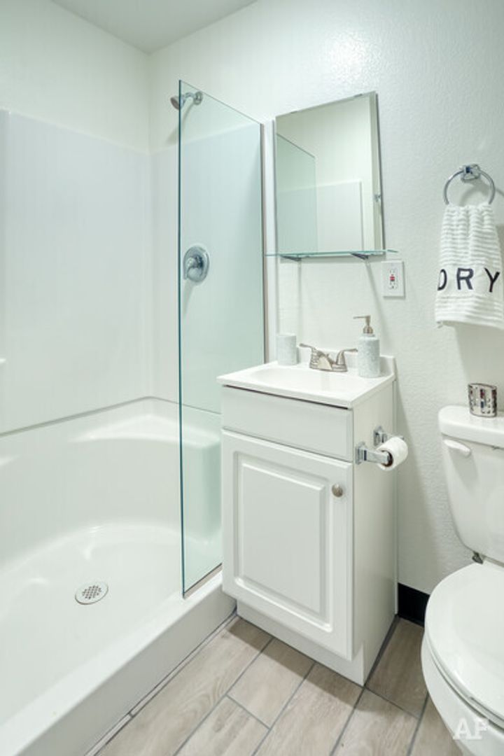 624 Stewart Ave unit 216 – photo 4