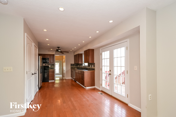 5456 Shady Meadows Dr – photo 4