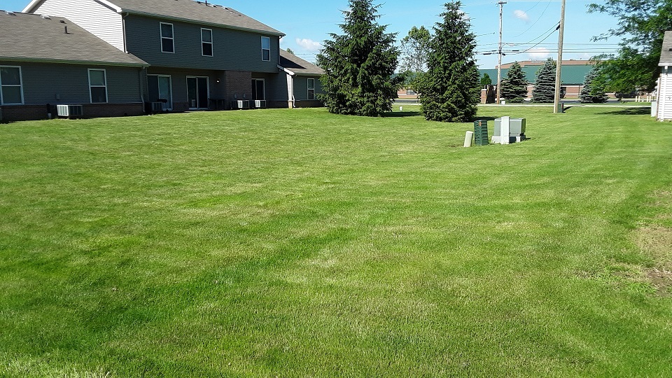735 S Main St – photo 2