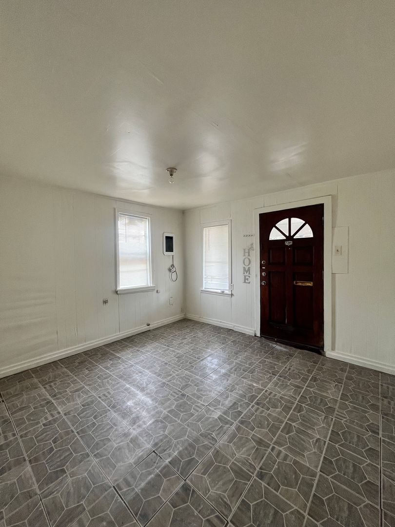 206 Spruce St – photo 3