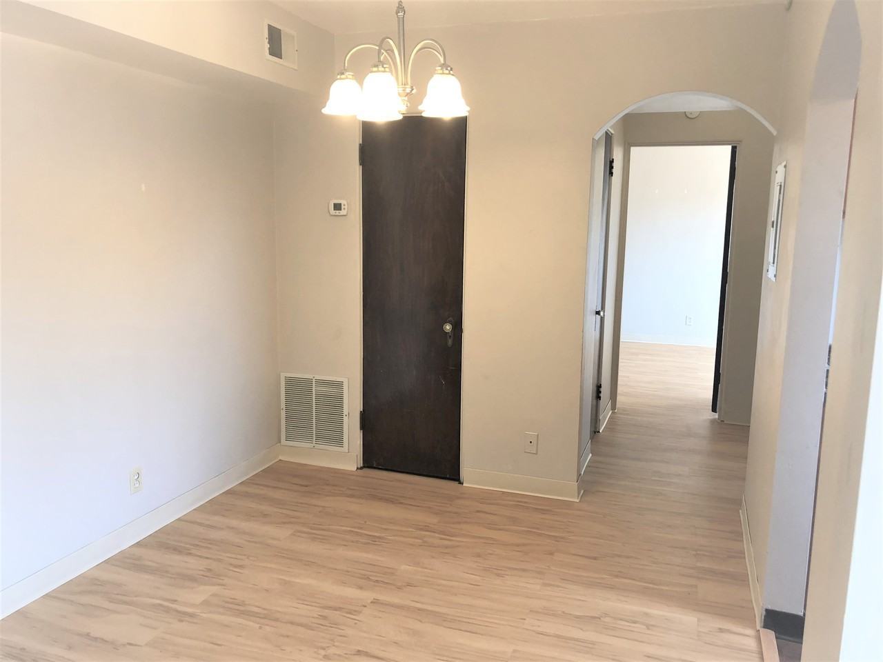 5712 Phillips Ave unit B8 – photo 2