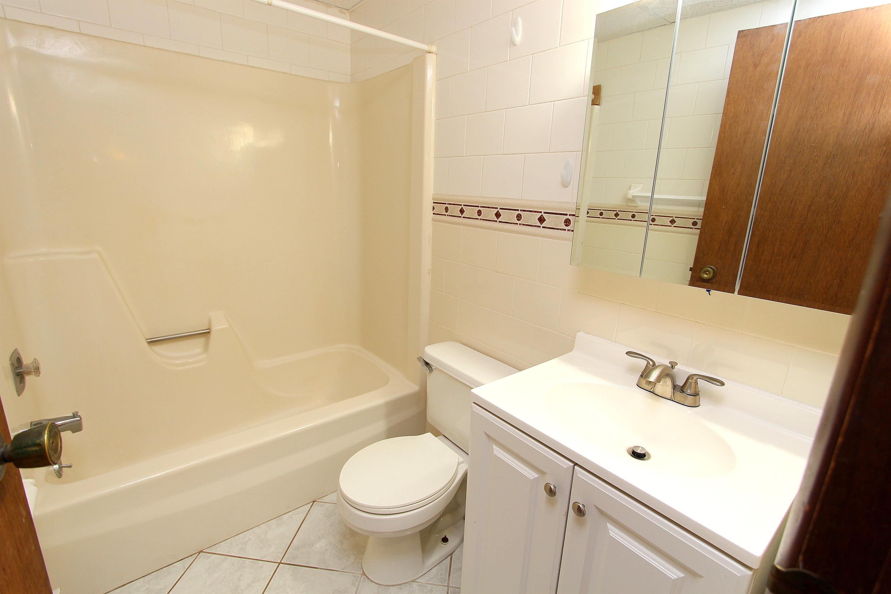3500 Willow Ave unit 102 – photo 4
