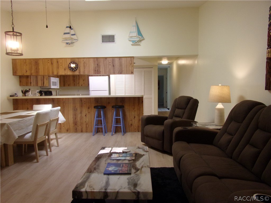876 Pritchard Island Rd – photo 4