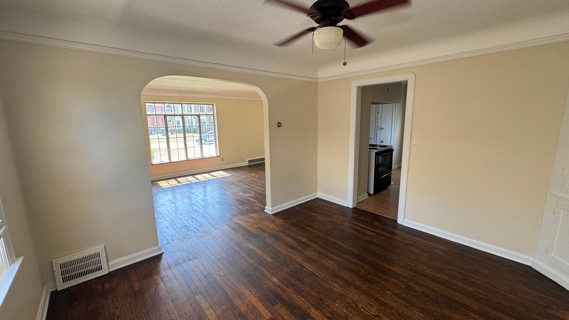 15538 Munn Rd unit Down unit – photo 5