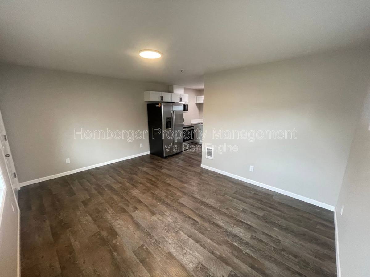 205 S Elizabeth Rd unit 5 – photo 5
