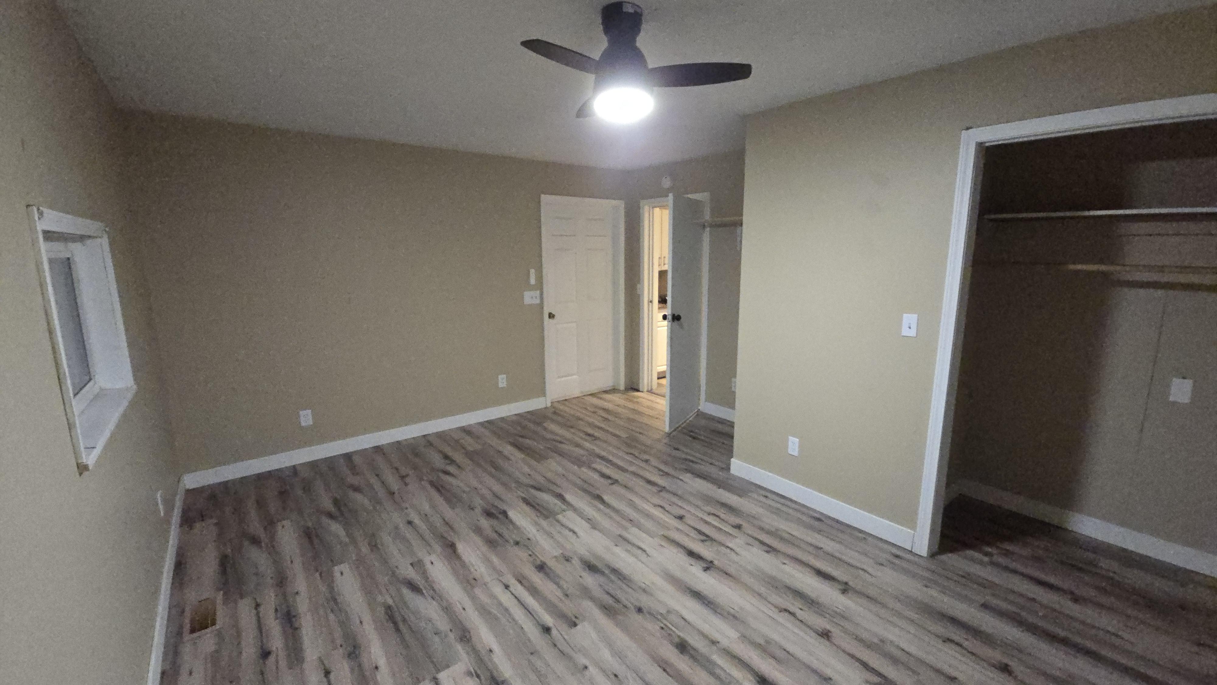 201 Mcleansboro St – photo 2