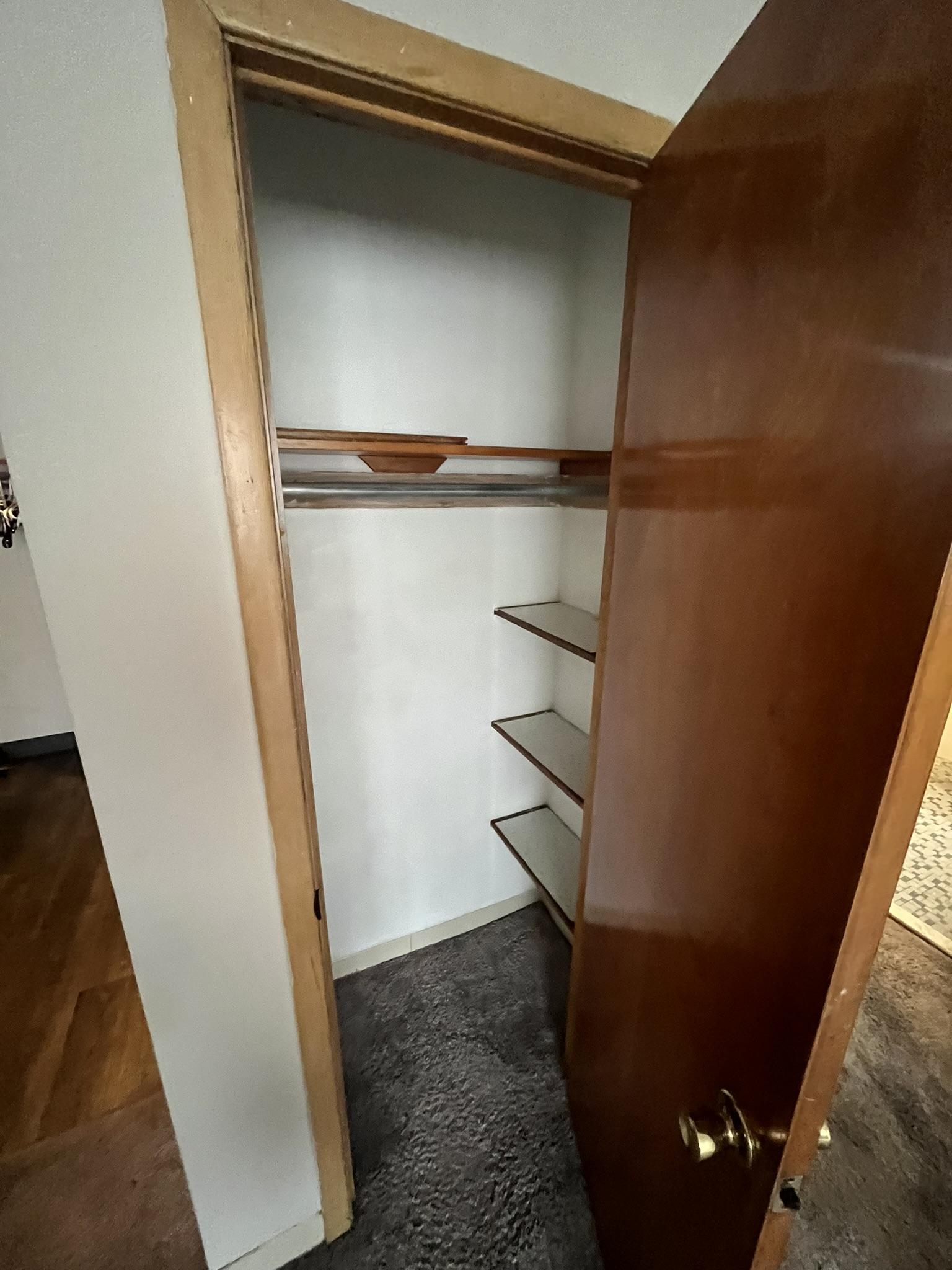 17745 Lakeshore Blvd unit 8 – photo 2