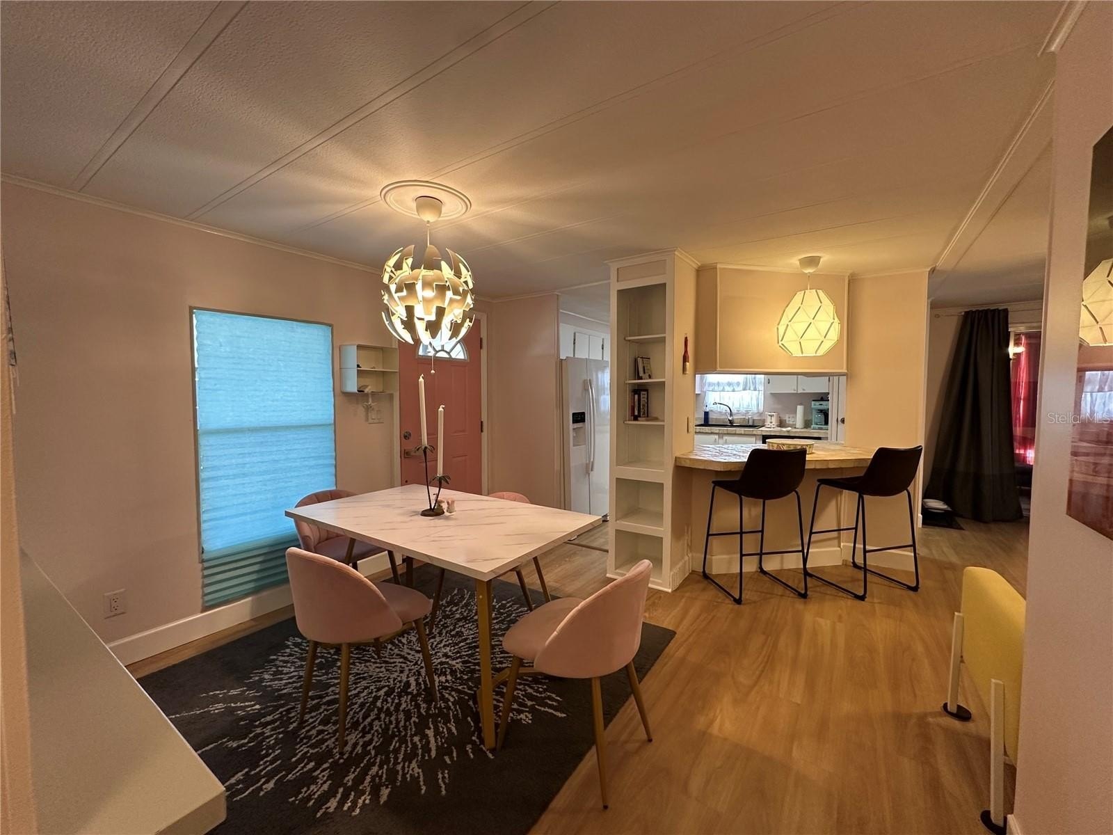 283 Apricot St – photo 4