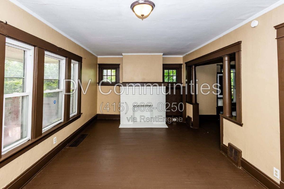 1148 E 176th St – photo 3