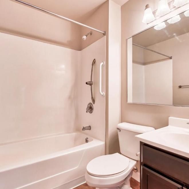 1220 Four Seasons Dr – photo 3