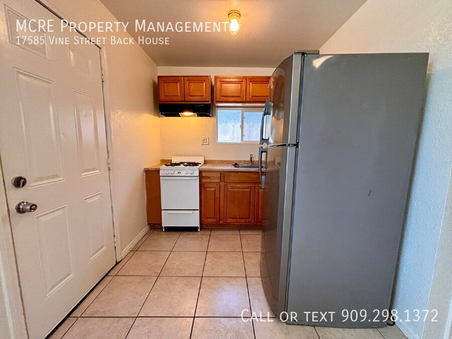 17585 Vine St – photo 4