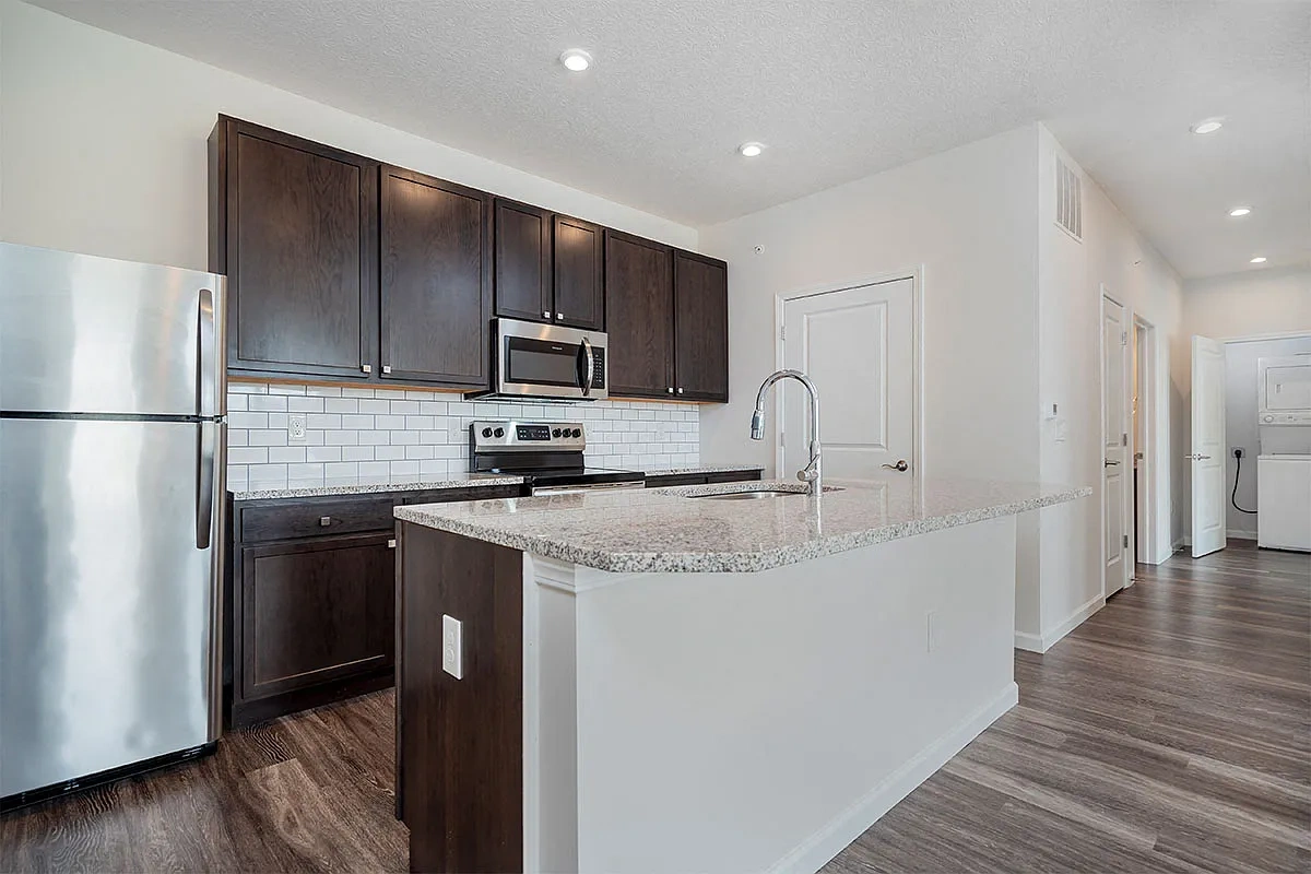 Bentley Apartments – photo 5