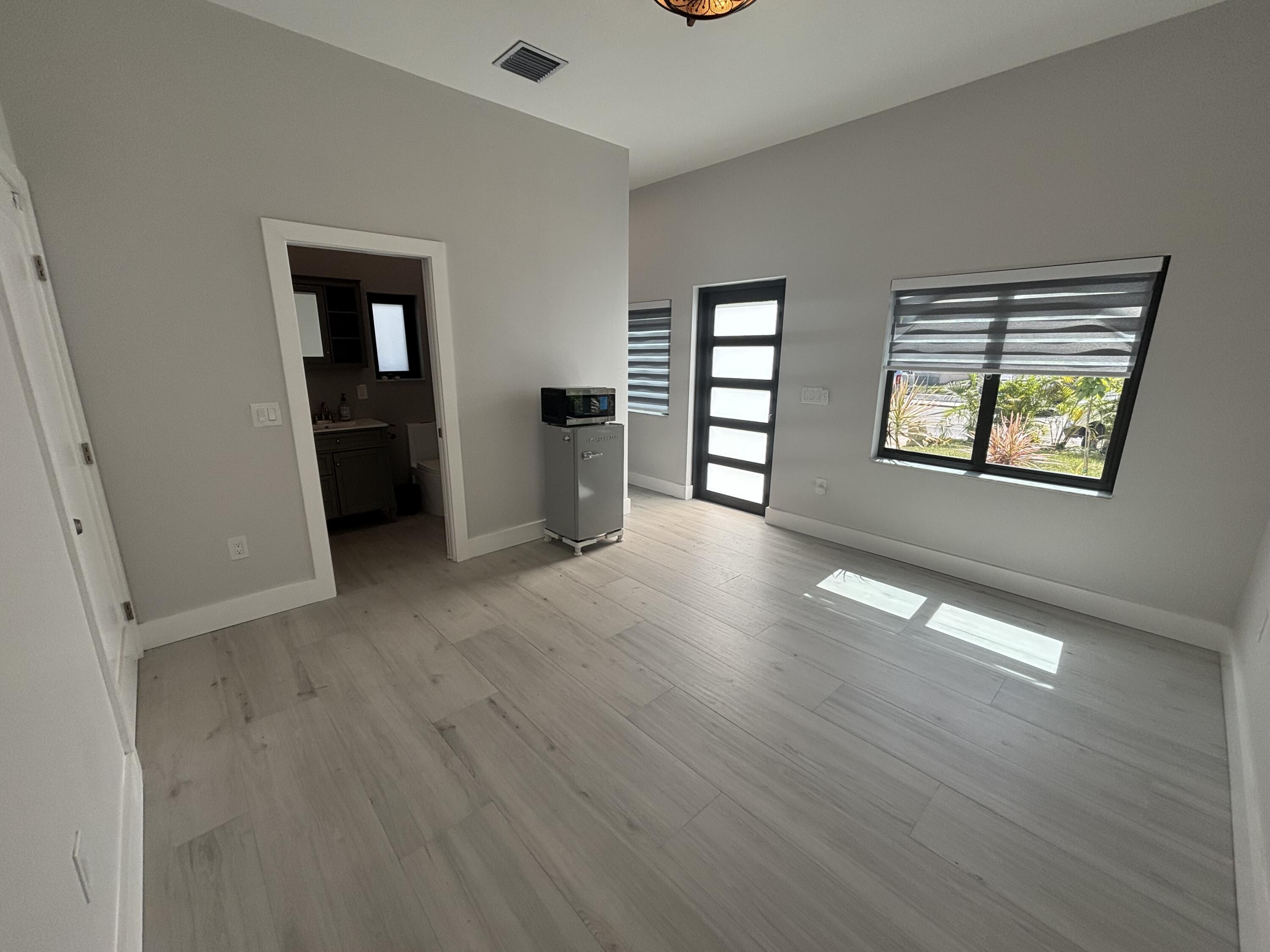 216 S C St – photo 4