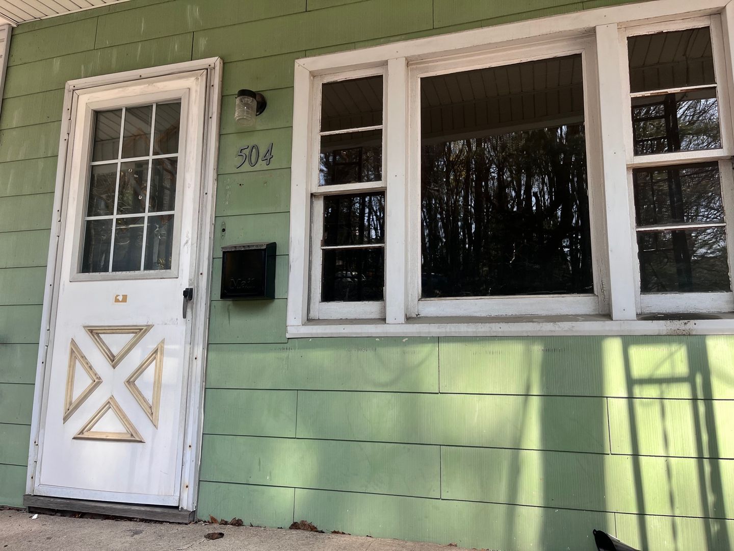504 Laurel St – photo 2