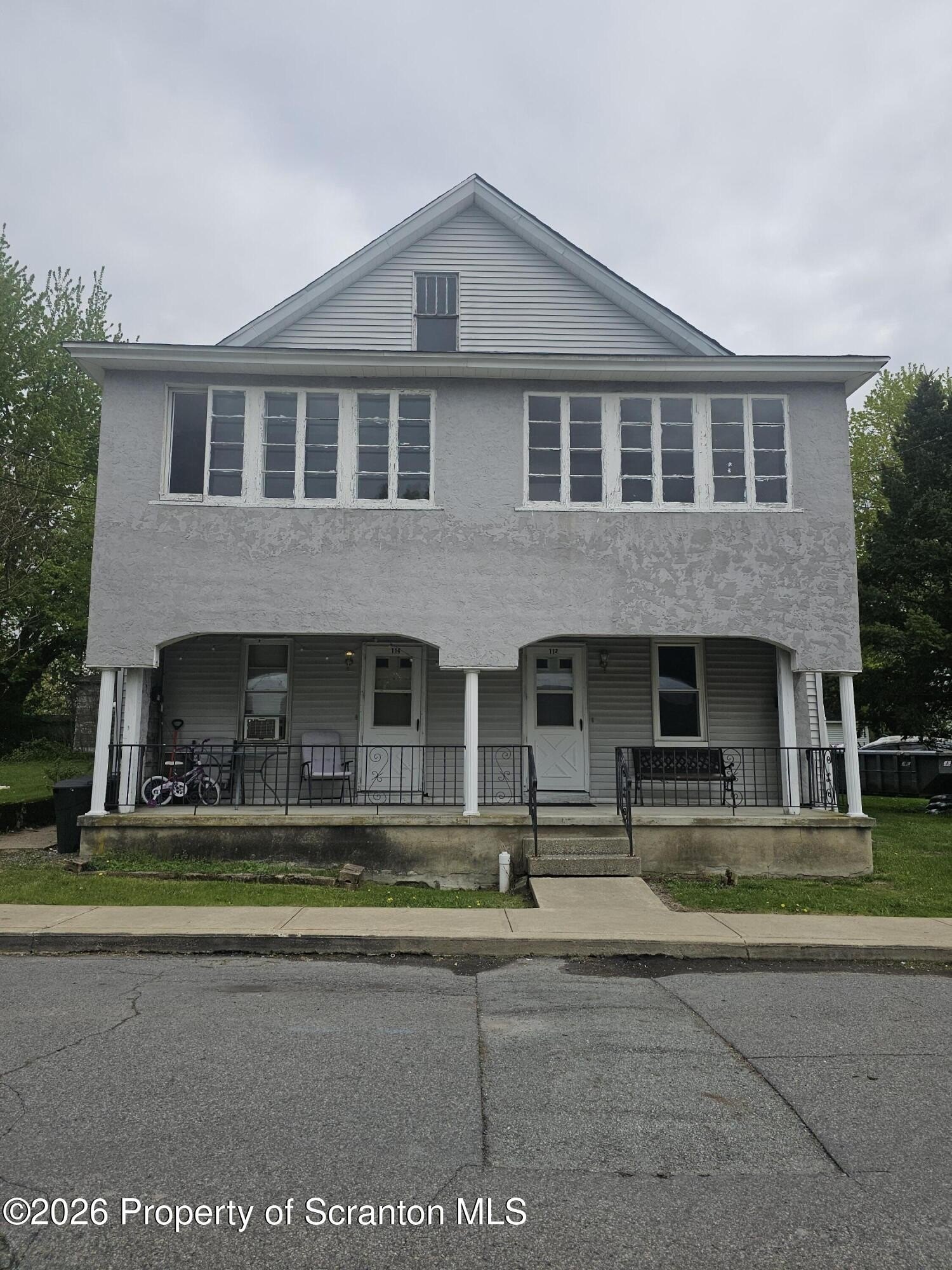 114 William St #2 – photo 1