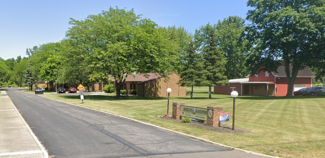 69 E Smiley Ave – photo 3