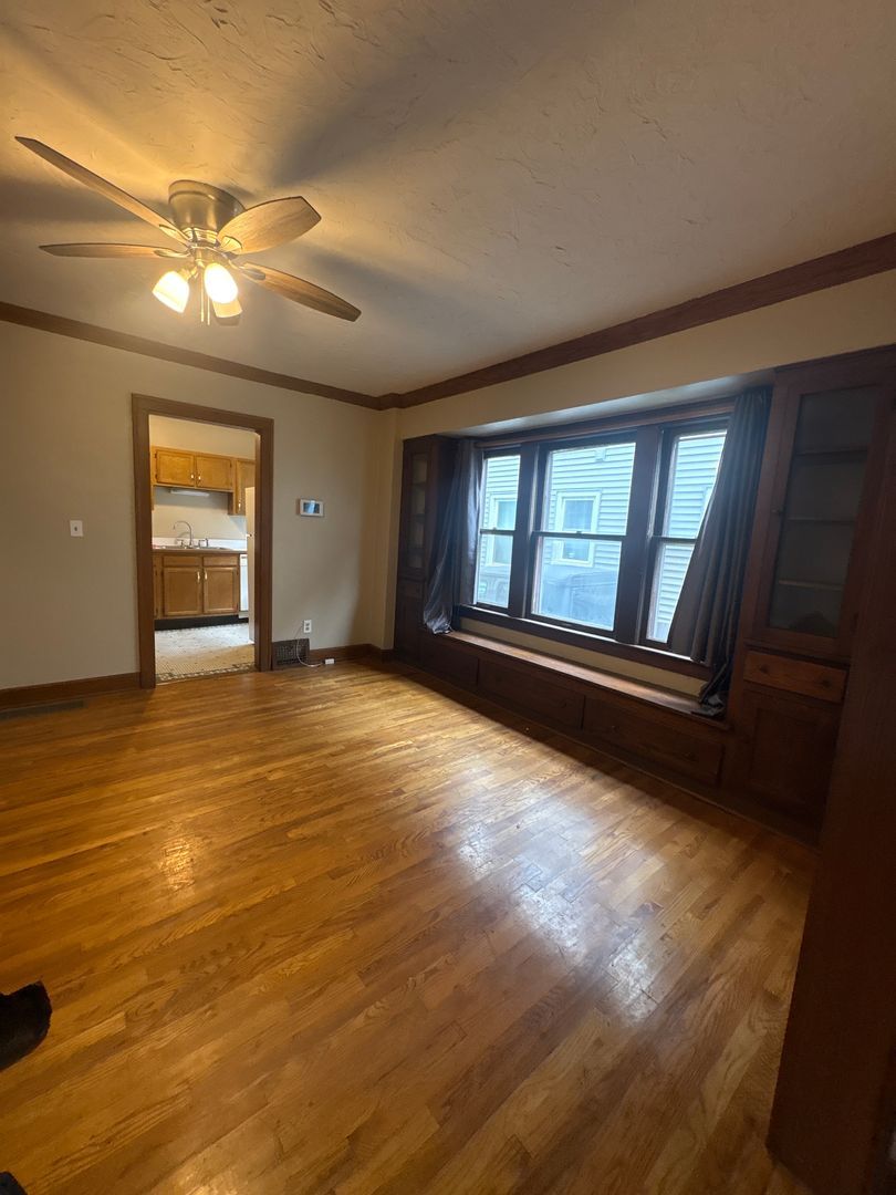 2179 Edgewood Rd unit Unit Down – photo 4