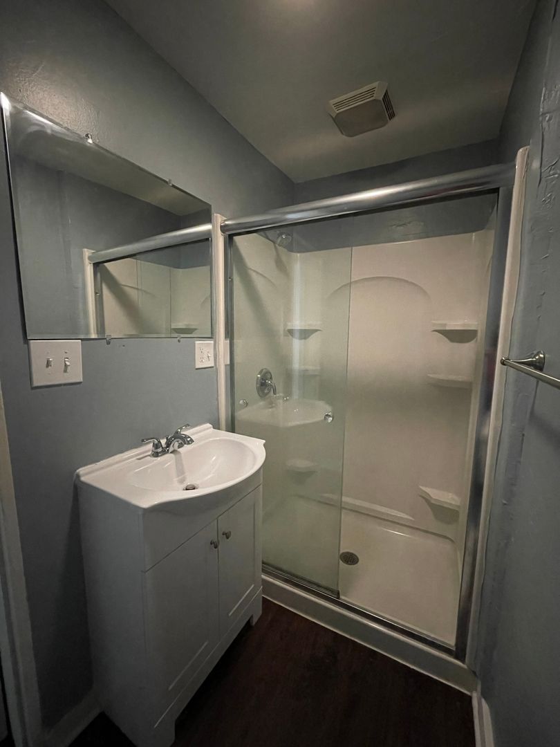 306 Craft Ave unit 306-4 – photo 4