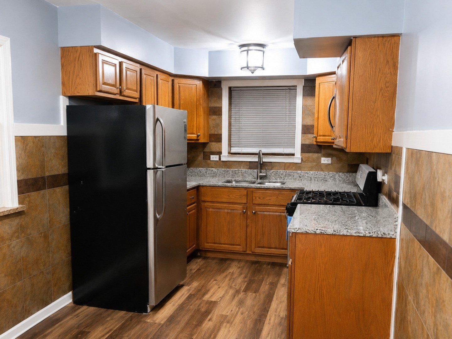 332 W 100th St – photo 2