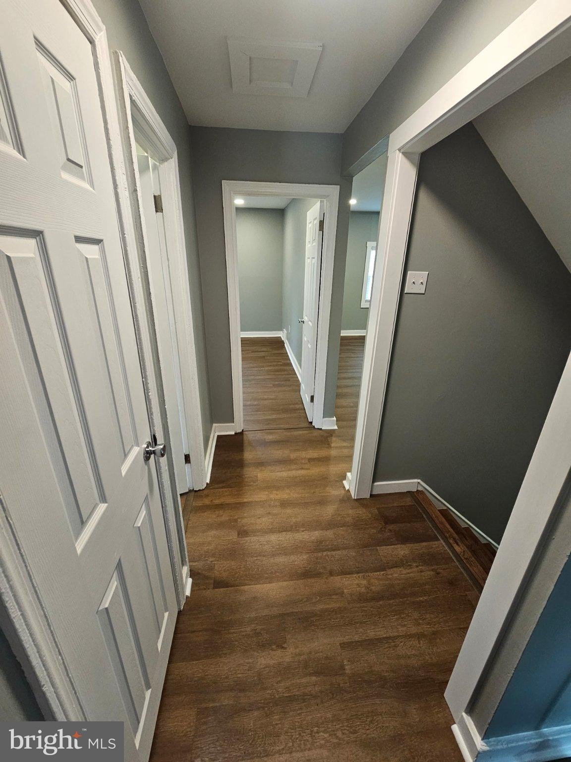 647 Roberts Ave – photo 3